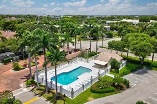 60 Pelican Pointe Dr, Delray Beach, FL 33483 - Photo 38