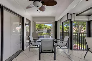 60 Pelican Pointe Dr, Delray Beach, FL 33483 - Photo 14