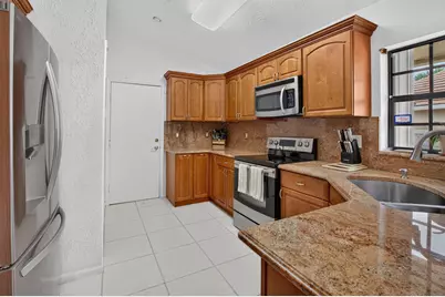 6851 Bitterbush Place, Boynton Beach, FL 33472 - Photo 10