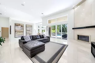 7638 NW 51st Pl, Coral Springs, FL 33067 - Photo 12