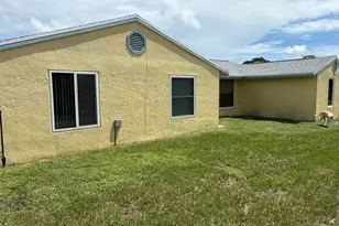 8461 Theresa Rd, Boynton Beach, FL 33472 - Photo 2