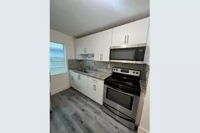 242 NW 14th Street #2, Pompano Beach, FL 33060 - Photo 6