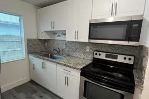 242 NW 14th St, Pompano Beach, FL 33060 - Photo 6
