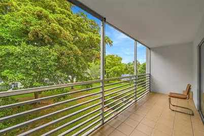 2103 Lucaya Bend #E3, Coconut Creek, FL 33066 - Photo 12