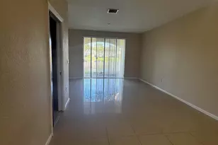 8377 SW 26th St, Miramar, FL 33025 - Photo 4