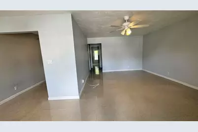 2000 NE 51st Court #110, Fort Lauderdale, FL 33308 - Photo 4