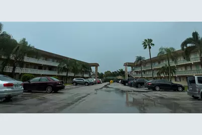 700 Village Green Court #314, Palm Springs, FL 33461 - Photo 2