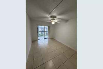 700 Village Green Court #314, Palm Springs, FL 33461 - Photo 22