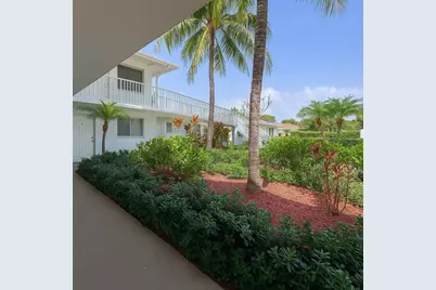 1651 NE 33rd Street #Apt 1, Pompano Beach, FL 33064 - Photo 8