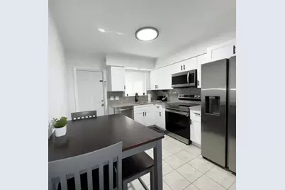 412 NE Eller Street, Deerfield Beach, FL 33441 - Photo 2