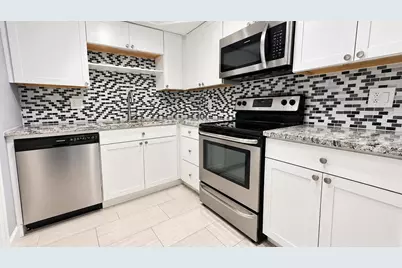 1950 N Andrews Avenue #d109, Wilton Manors, FL 33311 - Photo 2