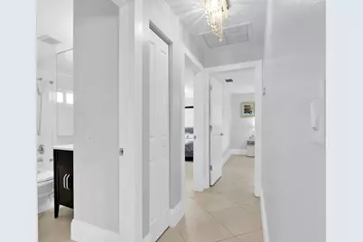 432 SW Natura Avenue, Deerfield Beach, FL 33441 - Photo 18