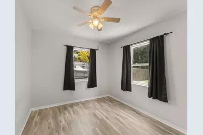 329 21st Road SW, Vero Beach, FL 32962 - Photo 4