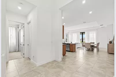 11344 SW Pietra Way, Port Saint Lucie, FL 34987 - Photo 12