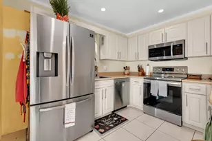 2517 NW 99th Ave, Coral Springs, FL 33065 - Photo 8