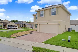 416 Seafoam Cir, Fort Pierce, FL 34945 - Photo 2