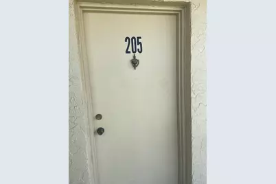 2786 Tennis Club Drive #205, West Palm Beach, FL 33417 - Photo 2