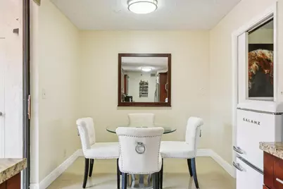 7153 Promenade Drive #202, Boca Raton, FL 33433 - Photo 8