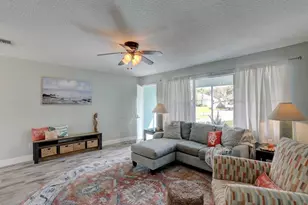 1379 Scroll St, Sebastian, FL 32958 - Photo 8