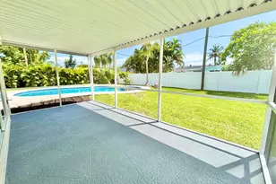 470 NE 45th St, Boca Raton, FL 33431 - Photo 24