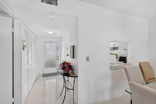 1 Abbey Ln, Delray Beach, FL 33446 - Photo 18