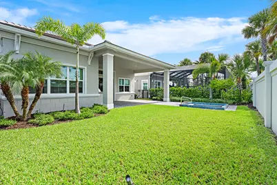9901 Regency Way, Palm Beach Gardens, FL 33412 - Photo 4