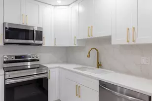 31 NE 28th Ct, Wilton Manors, FL 33334 - Photo 18