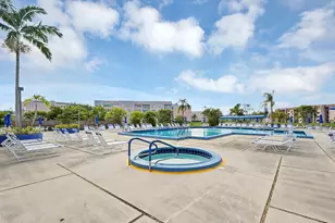 9841 Sunrise Lakes Blvd, Sunrise, FL 33322 - Photo 34