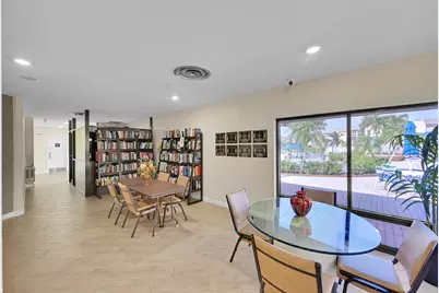 9841 Sunrise Lakes Boulevard #310, Sunrise, FL 33322 - Photo 10