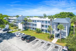 230 SE 10th St, Delray Beach, FL 33483 - Photo 1