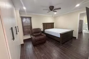 1257 SE Airoso Blvd, Port Saint Lucie, FL 34983 - Photo 10