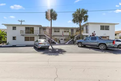1907 NE 4th Street #6, Deerfield Beach, FL 33441 - Photo 8