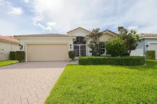 10394 Utopia Cir E, Boynton Beach, FL 33437 - Photo 1