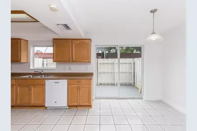 7918 Kimberly Boulevard #Unit 304, North Lauderdale, FL 33068 - Photo 8