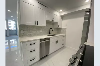 111 Briny Avenue #2409, Pompano Beach, FL 33062 - Photo 4