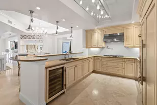 5050 N Ocean Dr, Singer Island, FL 33404 - Photo 10