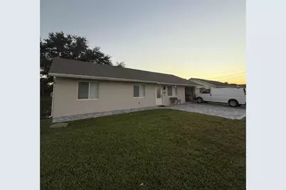 1082 SW Bellevue Avenue, Port Saint Lucie, FL 34953 - Photo 2