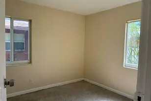 829 NW 10th Terrace, Fort Lauderdale, FL 33311 - Photo 2