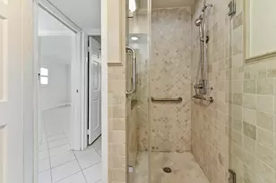 129 Waterford F, Delray Beach, FL 33446 - Photo 18