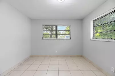 3427 NW 37th Street, Lauderdale Lakes, FL 33309 - Photo 20