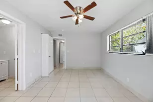 3427 NW 37th St, Lauderdale Lakes, FL 33309 - Photo 18
