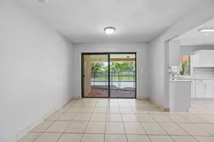 3427 NW 37th St, Lauderdale Lakes, FL 33309 - Photo 10