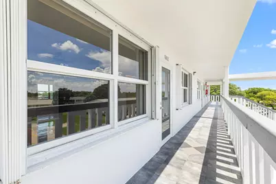4062 Oakridge F #4062, Deerfield Beach, FL 33442 - Photo 2