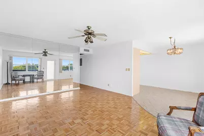 4062 Oakridge F #4062, Deerfield Beach, FL 33442 - Photo 4