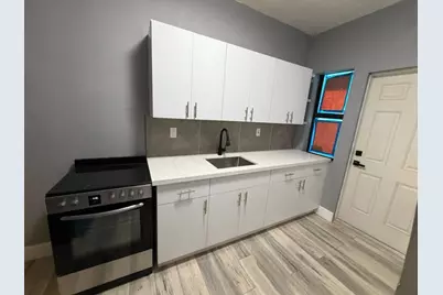 7734 Byron Avenue #10, Miami Beach, FL 33141 - Photo 6