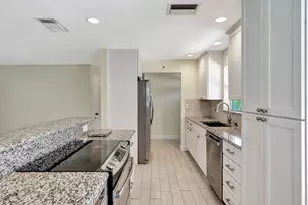 713 Gumtree Rd, North Palm Beach, FL 33408 - Photo 18