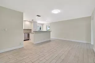 713 Gumtree Rd, North Palm Beach, FL 33408 - Photo 10