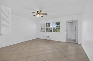 79 Chatham D, West Palm Beach, FL 33417 - Photo 2