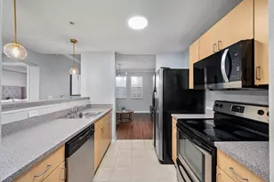 533 NE 3rd Ave, Fort Lauderdale, FL 33301 - Photo 4