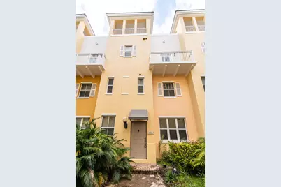2326 Vintage Circle, Lighthouse Point, FL 33064 - Photo 1